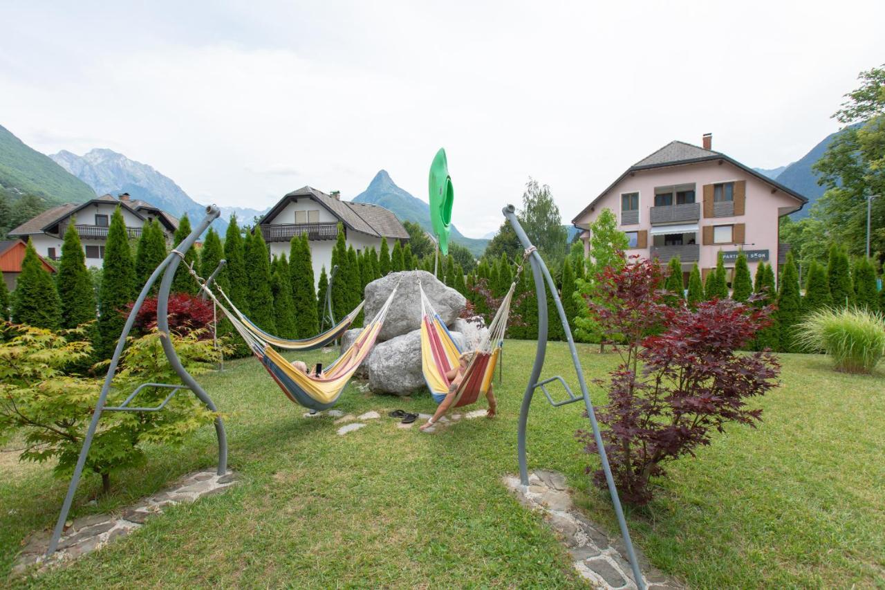 Hostel Soca Rocks Бовец Экстерьер фото