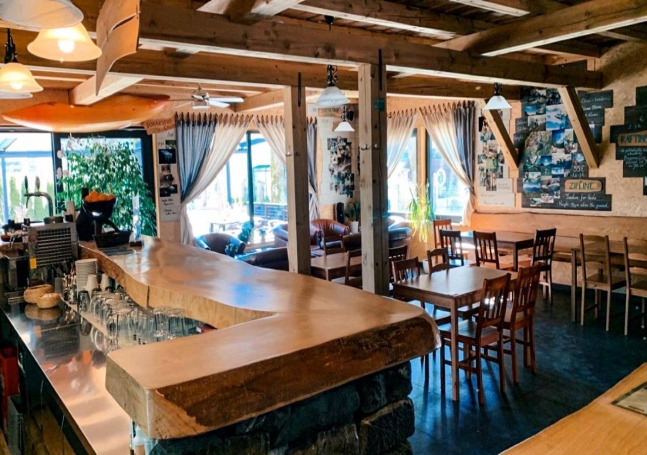 Hostel Soca Rocks Бовец Экстерьер фото