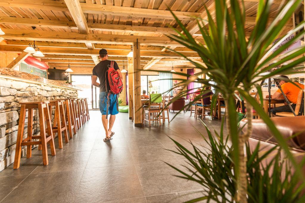 Hostel Soca Rocks Бовец Экстерьер фото