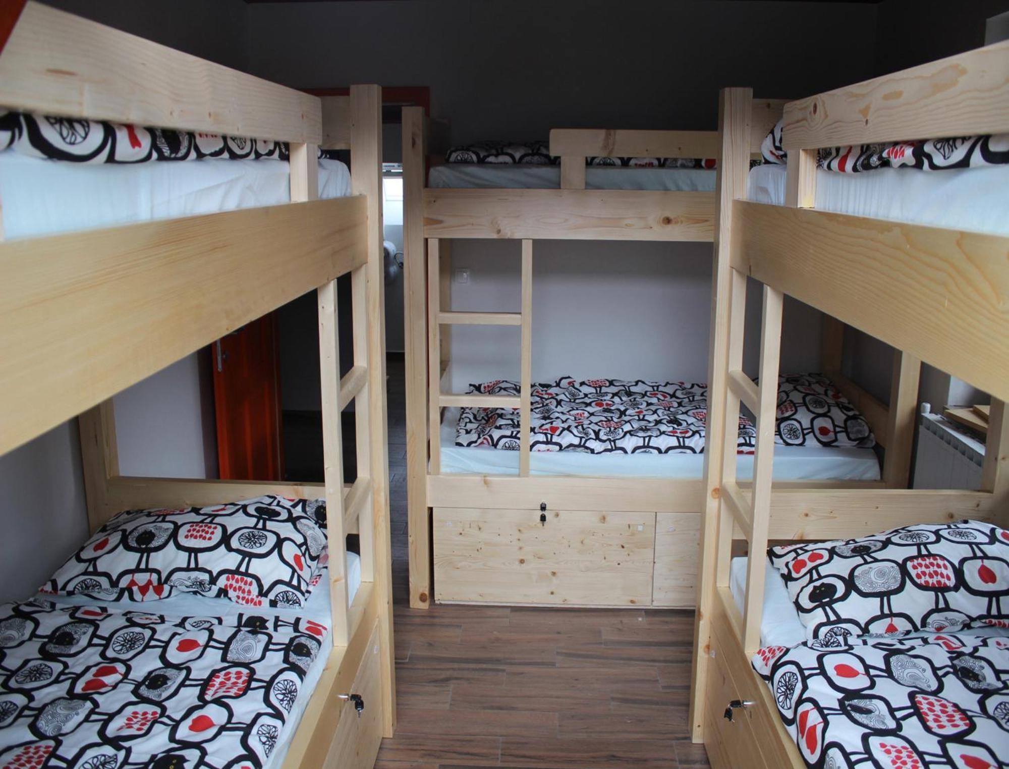 Hostel Soca Rocks Бовец Номер фото