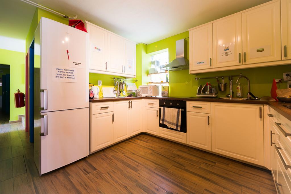 Hostel Soca Rocks Бовец Экстерьер фото